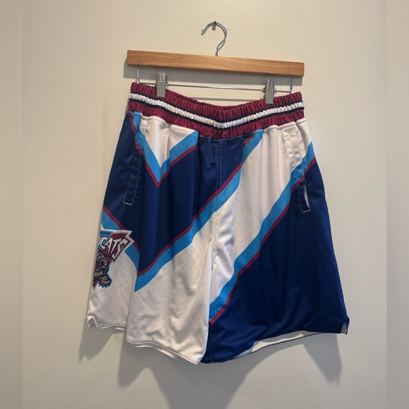 Mitchell & Ness Other - Retro Hardwood History Villanova basketball shorts 1994-1995